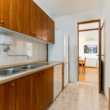 Vila Beverly House *