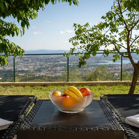 Vila Beverly House Klis