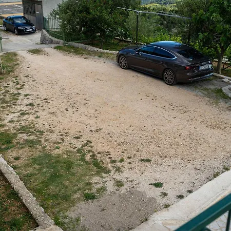 Villa Beverly House Klis